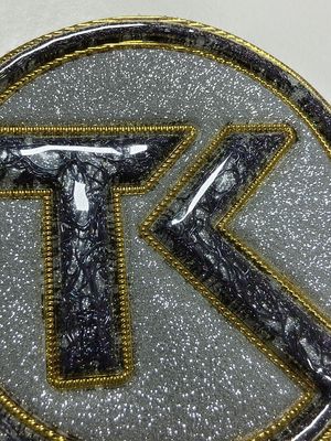 Фиолетовый Дизайн Теплопередача на заказ Цвет радуги Голографический эффект Металлические мягкие пластыри TPU для джинсов