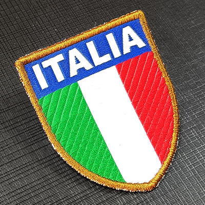 Фабричный заказной шеврон в виде щита с вышитым флагом, индивидуальная нашивка для одежды, пришивная нашивка