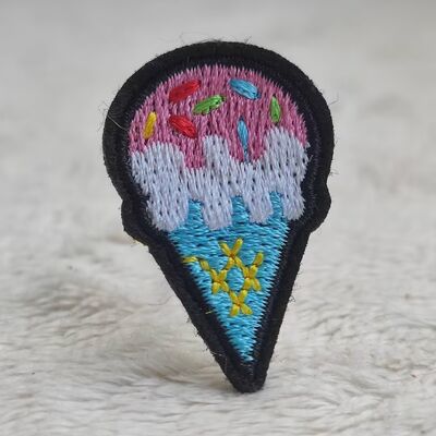 Custom Cartoon Embroidered Badge for Jackets, Hats and Bags