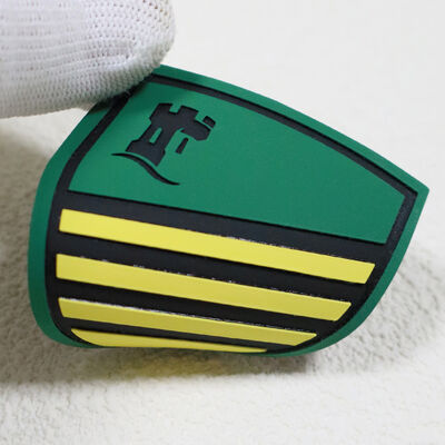 Напечатанная на экране силиконовая маркировка водонепроницаемая прочная маркировка логотипа для спортивной одежды и формы