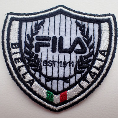 Индивидуальные экологичные вышитые нашивки разных цветов и эффектов с клеевым слоем на изнаночной стороне