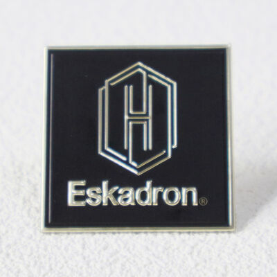 Пользовательская этикетка из ТПУ | 3D тисненый золотой логотип для конной одежды