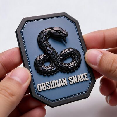 Изготовленные на заказ 3D рельефные мягкие ПВХ-нашивки высокой плотности, оптовая продажа, многоцветная персонализированная тисненая резиновая этикетка с острыми деталями
