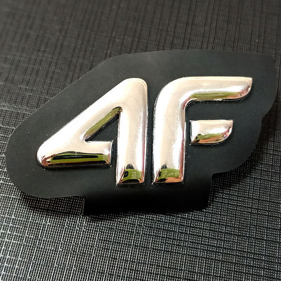 Сваривая печать шьет на выбитых утюжа отражательных значках 3D TPU для одежды